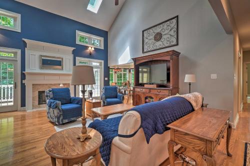 Tellico Village Getaway with Theater, Game Room in Loudon (TN)
