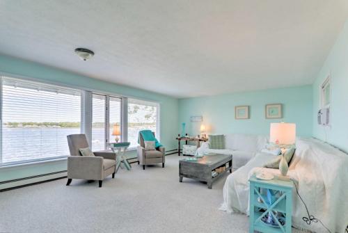 Bayfront Wareham Retreat with Private Beach! in Wareham, USA
