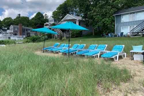 Bayfront Wareham Retreat with Private Beach!