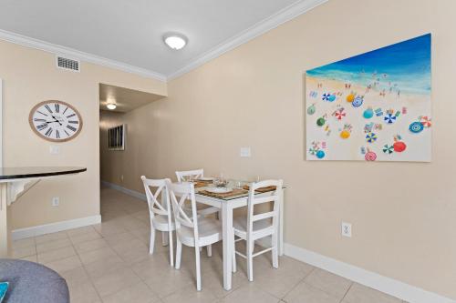 Tidewater Beach Resort #1207 by Book That Condo - image 12