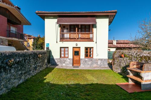 Casa Enrique Situada en un pequeño pueblo del oriente de Asturias a 3km - Chalet - Quintana de Llanes