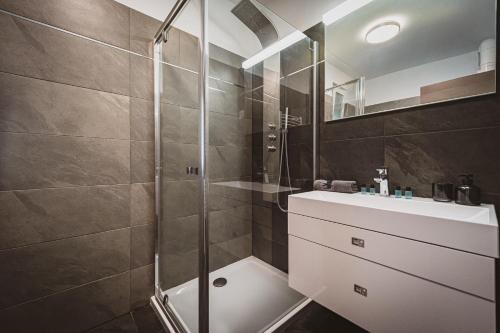 Superior Apartment image 10