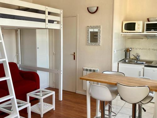 Le 22 - Studio 4p Proche Mer & Vue Bourg, Arromanches-les-Bains (zdjęcie 3)