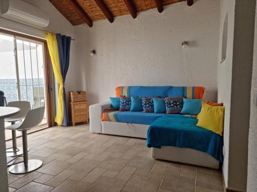 Cabanas de Tavira Unique, Luxury 2,5 bedroom House 50 meters to the water in ตาวิรา