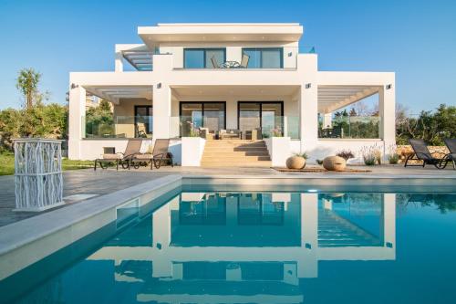 Valentino Luxury Villa – khách sạn tại Tragaki
