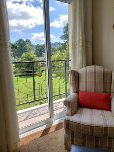 Standard Double Room image 3