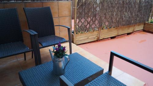 Quadruple Room with Terrace image 10