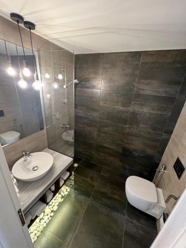 Kanes Boutique Hotel – Saranda, OR