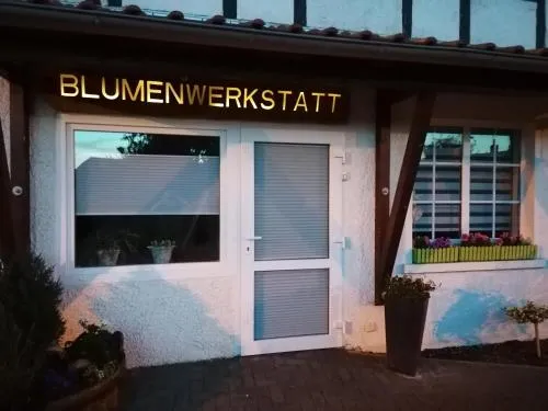 Blumenwerkstatt mit Sauna und Jacuzzi in Dankerode, Deutschland