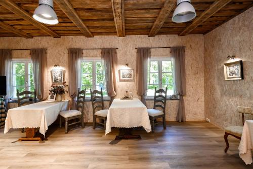 Shared lounge/TV area, UKI Puhkekula in Parnumaa