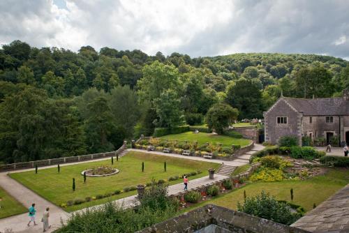 YHA Ilam Hall