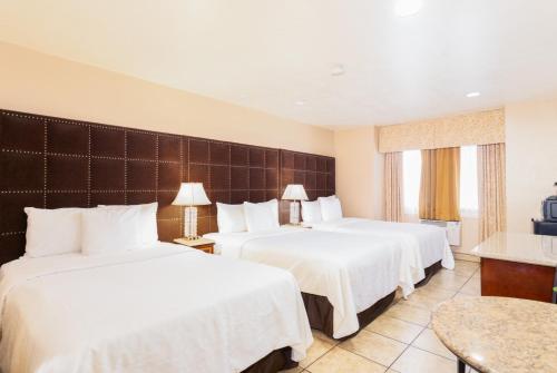 Hotel Baja San Diego - image 12