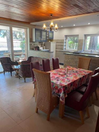Kovács Apartman Kunfehértó (Kovacs Apartman Kunfeherto) in Kunfehértó