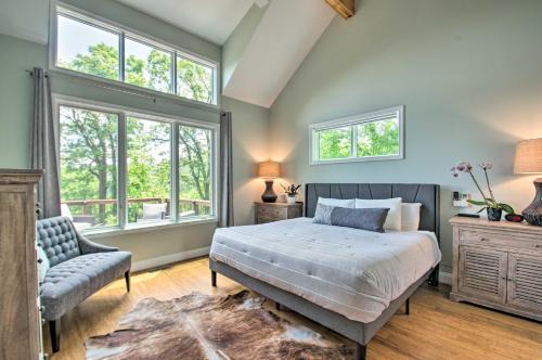 Lavish Wintergreen Home with Hot Tub by Skiing! - image 8