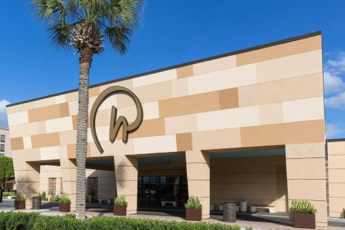 Rosen Inn International