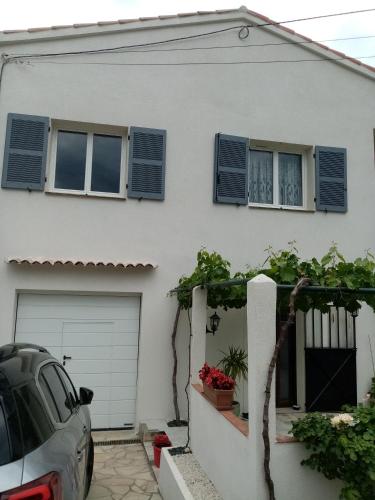 Exterior view, Appartement independant dans villa, entre Frejus et St Raphael near lou caleu