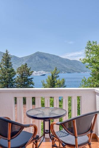 شرفة/ تراس, Apartment Elegant in لجوتا