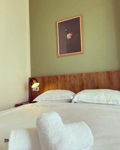 1 queen bed