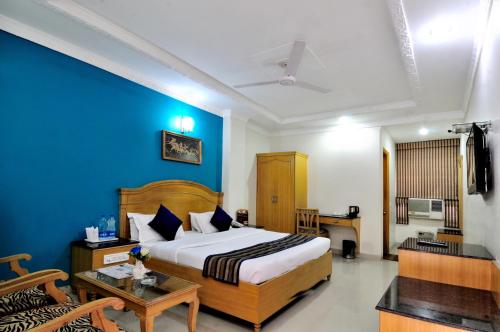 Hotel Maharaja Residency