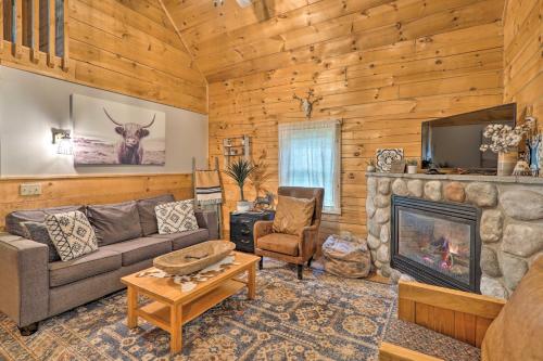 Cozy Retreat with Porch and Double JJ Resort Access! - image 4