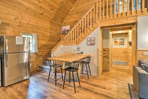 Cozy Retreat with Porch and Double JJ Resort Access! - image 8