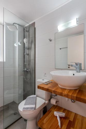 W Suites by Checkin - image 5