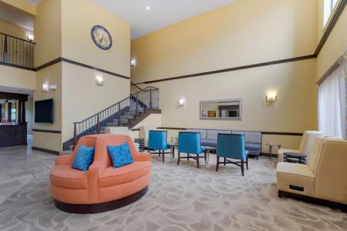 Best Western Plus DFW Airport Suites in Irving, USA