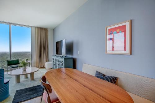 Natiivo Austin Penthouse in Austin, USA