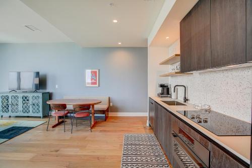 Natiivo Austin Penthouse in Austin, USA