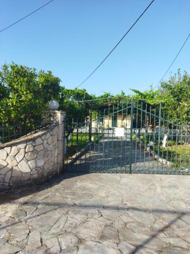 Lemon house gîte à louer Kalipádhon