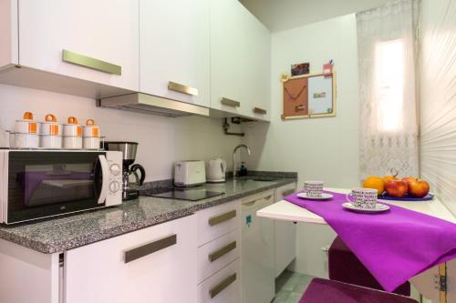 EL RASTRO- cozy apartment in the center/free WI-FI - image 7