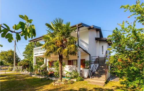 Nice Apartment In Gabonjin With Wifi