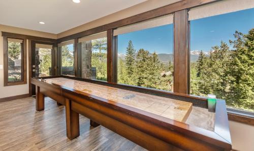 Hyler Mountain Lodge Home - image 6