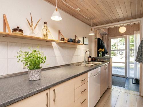 Three-Bedroom Holiday home in Sæby 5 - image 10