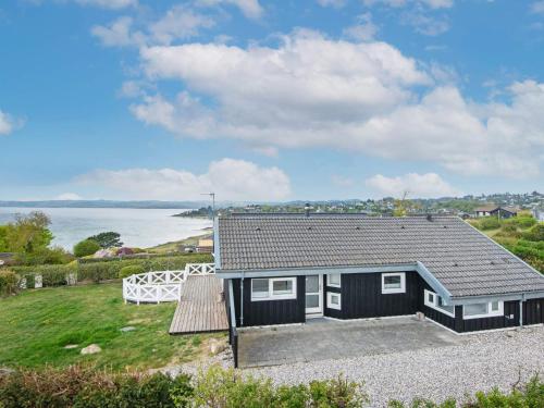 Three-Bedroom Holiday home in Ebeltoft 2 Ebeltoft 