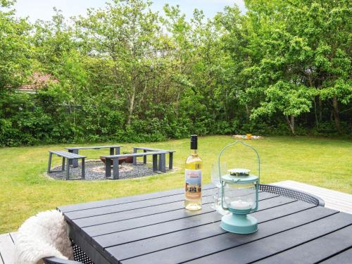 6 person holiday home in Ulfborg