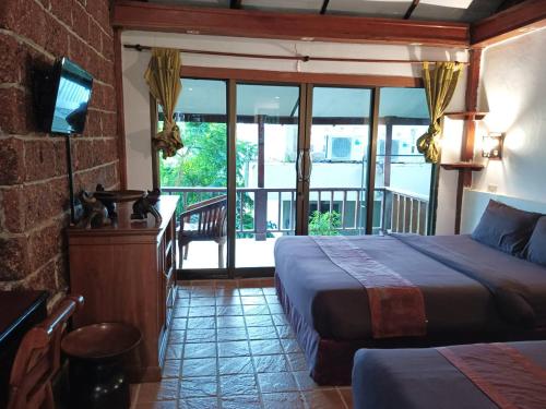 room detail thumbnail 0