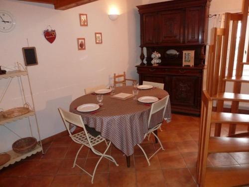 Gîte Véranne, 2 pièces, 4 personnes - FR-1-496-256