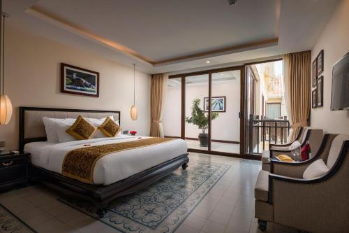 Deluxe Double  or Twin Room