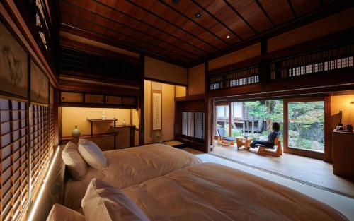Suite with Garden View - Main Building - 105