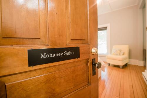 Mahaney Suite BW Boutique Hotel
