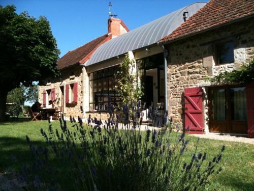 Gîte Beaune-d'Allier, 8 pièces, 15 personnes - FR-1-489-383 gîte à louer Le Mazeau