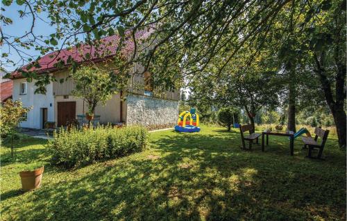 Amazing home in Fuzine with 2 Bedrooms and WiFi - Fužine