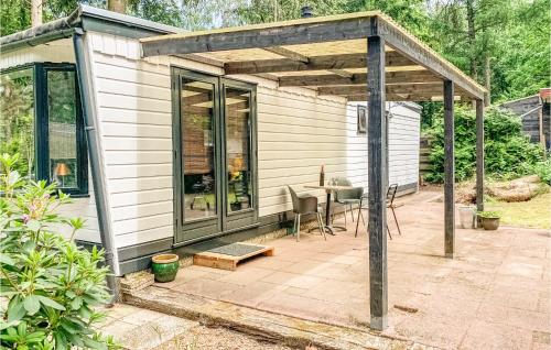  Pet Friendly Stacaravan in Hattemerbroek