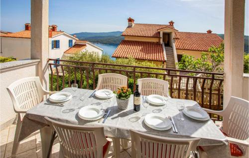 Beautiful Apartment In Rabac With Wifi