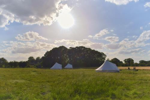 Robin's Nest - Glamping Pod with covered veranda gîte à louer Salhouse