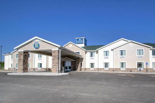 . Cobblestone Inn & Suites - Avoca