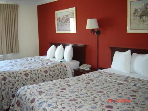 Tonopah Station Hotel and Casino - image 7