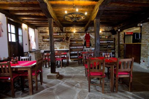 Restorāns, Dedovite Kashti in Stefanova