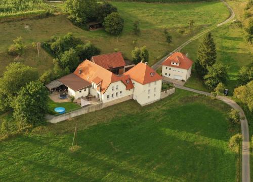Ferienwohnungen Finkengrund in Büren, Deutschland